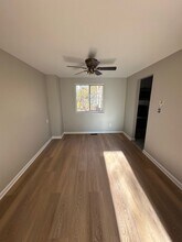 12 Ross Rd in Burlington, NJ - Building Photo - Building Photo