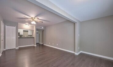 422 Skyview Dr, Unit K in Birmingham, AL - Building Photo - Building Photo