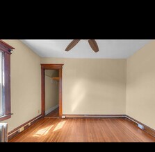 14 St Lawrence St in Manchester, CT - Foto de edificio - Building Photo