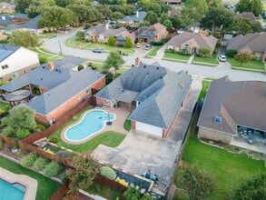 2508 Fox Glenn Cir in Bedford, TX - Building Photo - Building Photo