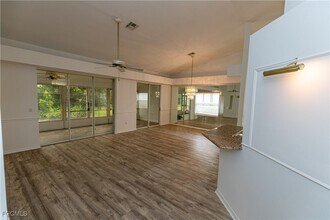 8204 Breton Cir in Ft. Myers, FL - Building Photo - Building Photo