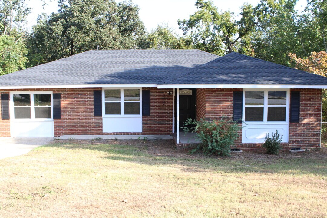 3332 Hillis Rd in Augusta, GA - Building Photo