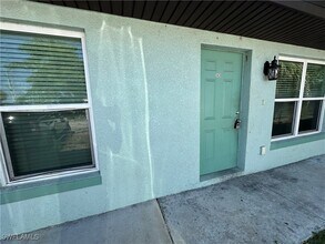 2420 Linhart Ave in Ft. Myers, FL - Building Photo - Building Photo