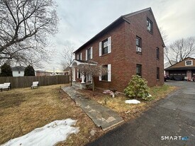 34 New Haven Ave in Waterbury, CT - Building Photo