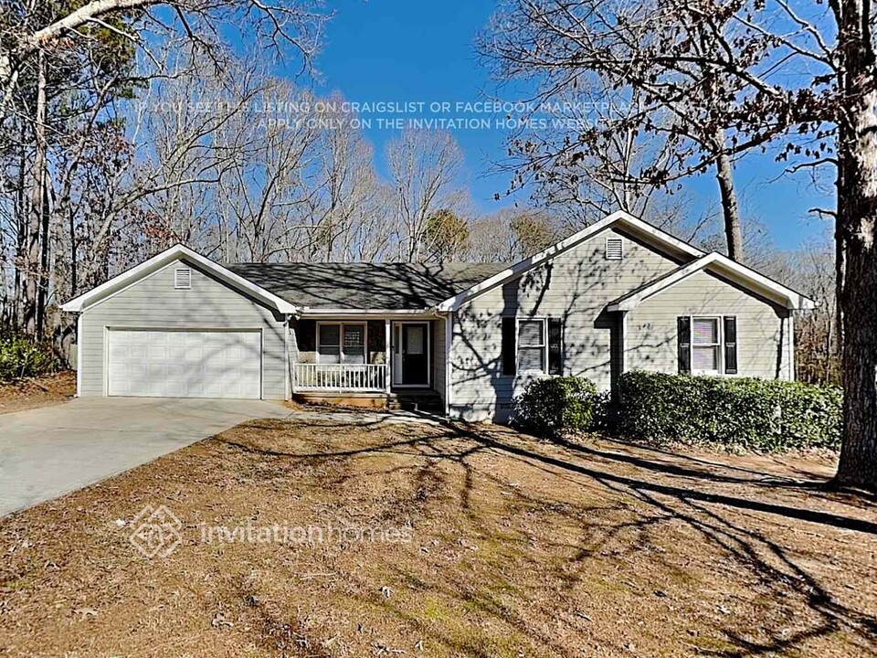 95 Creekstone Ct in Covington, GA - Building Photo