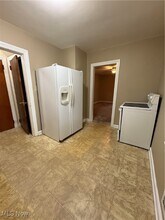 9 Kreidler Rd in Youngstown, OH - Foto de edificio - Building Photo