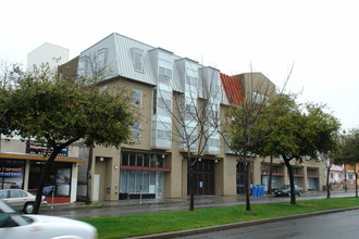 University Neighborhood Apartments in Berkeley, CA - Building Photo - Building Photo