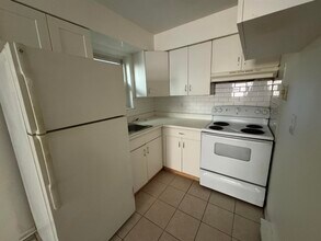 81 70th St in Guttenberg, NJ - Building Photo - Building Photo