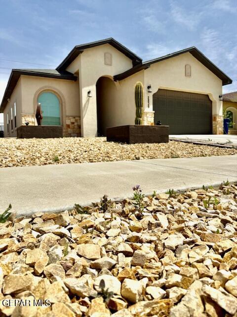 2836 Tierra Oasis St in El Paso, TX - Building Photo - Building Photo