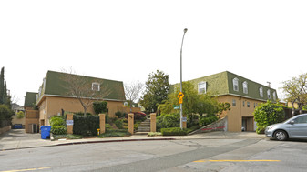 596 La Conner Dr Apartments