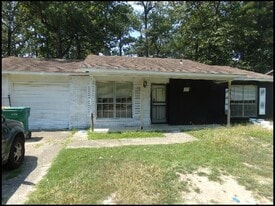 13222 Quail Bend Dr in Little Rock, AR - Building Photo
