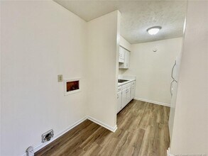 3241 Willard Dr in Fayetteville, NC - Building Photo - Building Photo