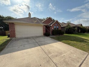 424 Water Oak St in Denton, TX - Building Photo - Building Photo