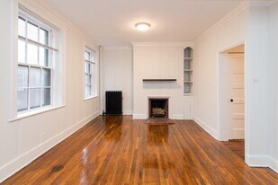 83 Myrtle St in Boston, MA - Building Photo