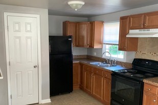 King George Townhomes in Fayetteville, NC - Building Photo