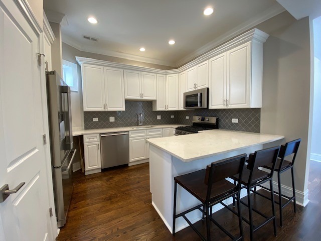 3728 N Magnolia Ave, Unit 26 in Chicago, IL - Building Photo - Building Photo