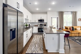 The Sinclair at Callaway Farm in Covington, GA - Building Photo