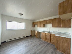 1307 Eagles Nest Cir in Gillette, WY - Building Photo - Building Photo
