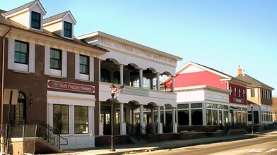 282 N Sycamore St in Newtown, PA - Building Photo - Building Photo
