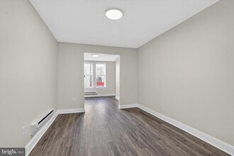 1729 N Bambrey St in Philadelphia, PA - Building Photo - Building Photo