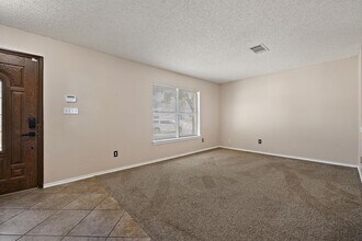 12943 Dionysus Dr in Austin, TX - Building Photo - Building Photo