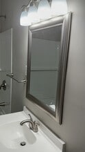 1332 29th St in Newport News, VA - Foto de edificio - Building Photo
