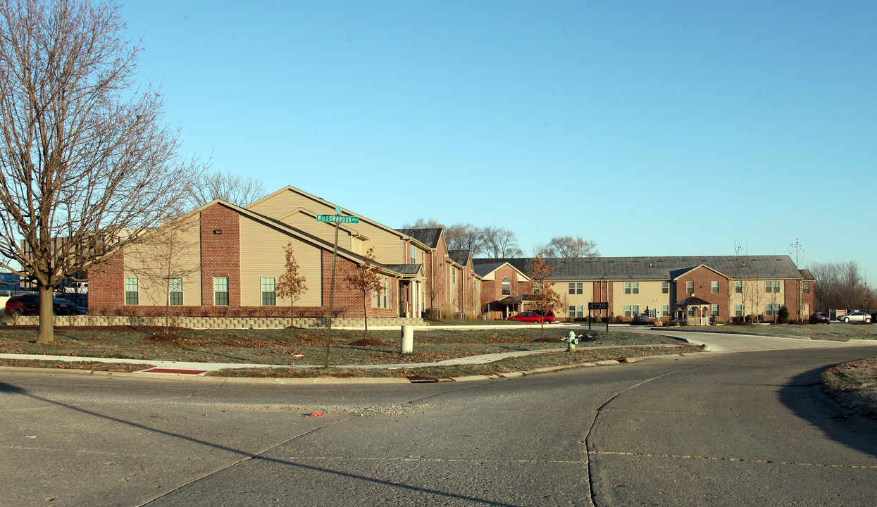 Pennwood Place Apartments in Indianapolis, IN - Building Photo