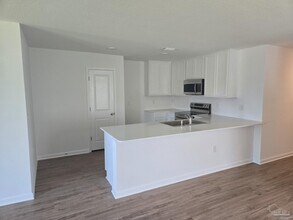 4607 Carlstrom Ln in Pensacola, FL - Building Photo - Building Photo