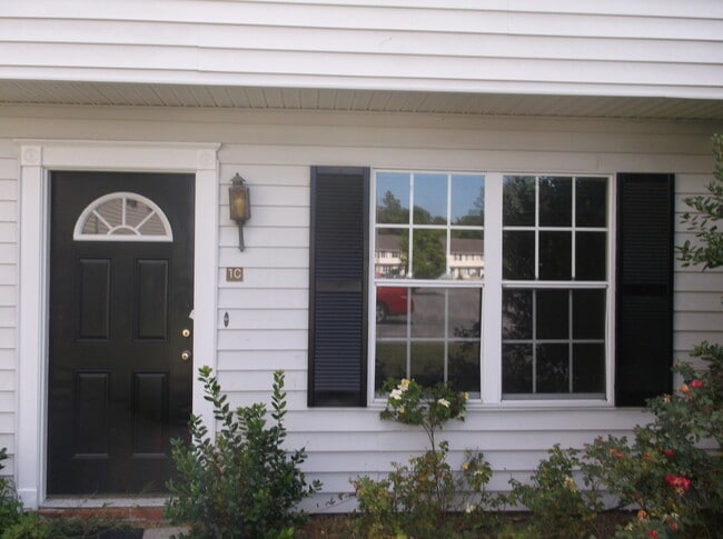 property at 1100 Pineland Ave