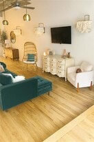 1806 Liberty Ln in Roswell, GA - Building Photo