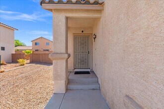 5941 Silver Trace Ct in Henderson, NV - Building Photo - Building Photo