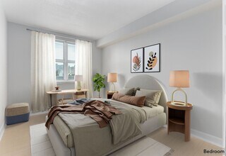 50 Menores Ave in Coral Gables, FL - Foto de edificio - Building Photo