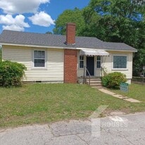 104 Cooksey Ave in Spartanburg, SC - Building Photo