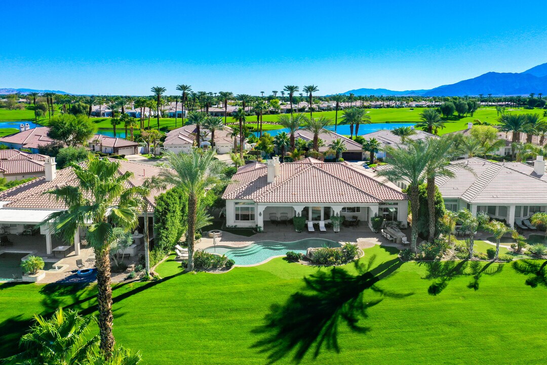 51075 Marbella Ct in La Quinta, CA - Foto de edificio