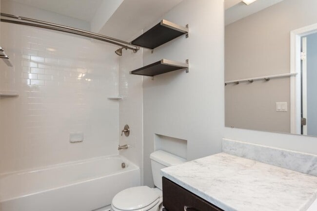 property at 700 N Noble St