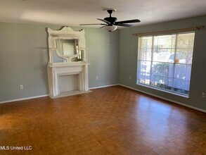 2504 Middlecoff Dr in Gulfport, MS - Foto de edificio - Building Photo