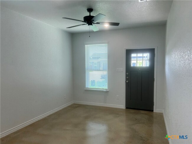 2322 Ocean Ave in Temple, TX - Building Photo - Building Photo