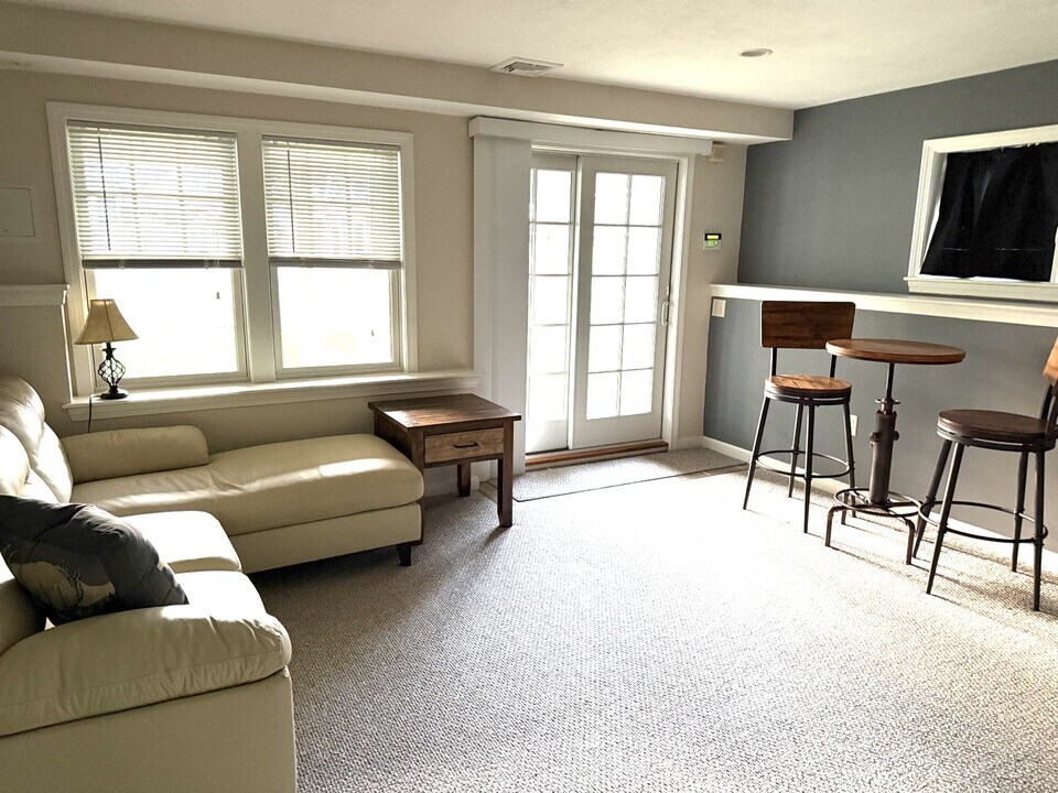 26 Emerson Rd in Plymouth, MA - Building Photo