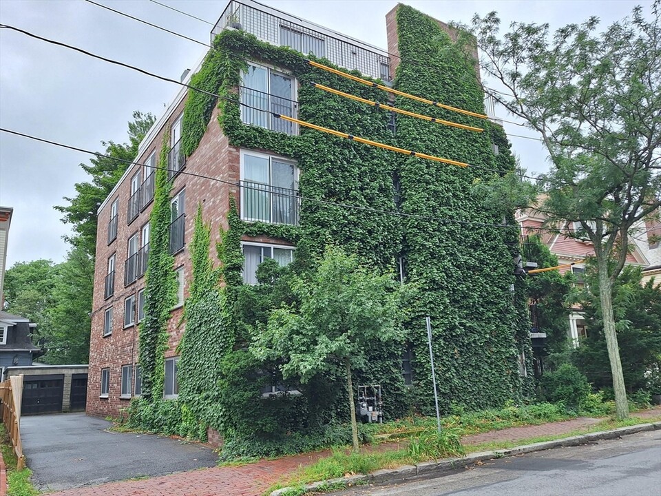 76 Garfield St, Unit 7 in Cambridge, MA - Building Photo