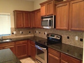 2228 West Beverly Lane, Unit Beverly in Phoenix, AZ - Building Photo - Building Photo
