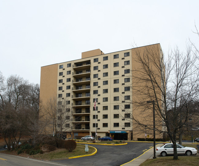 Metowers in Pittsburgh, PA - Foto de edificio - Building Photo