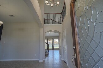 7818 Lake Commons Dr in Rosenberg, TX - Foto de edificio - Building Photo