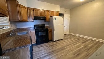 222 N Miller St in Shillington, PA - Building Photo