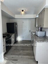 2222 Rood St in Toledo, OH - Building Photo - Building Photo