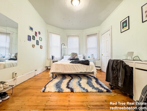 168 Hillside St, Unit 2 in Boston, MA - Foto de edificio - Building Photo