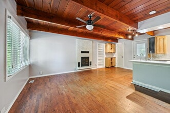 15 Oak Pl in Manitou Springs, CO - Foto de edificio - Building Photo