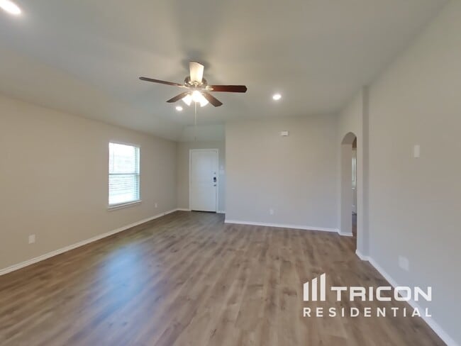 2514 Henley Dr in Seagoville, TX - Building Photo - Building Photo