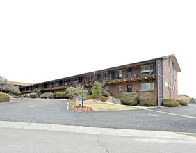 Valley Hi Condominiums in Colorado Springs, CO - Building Photo - Building Photo