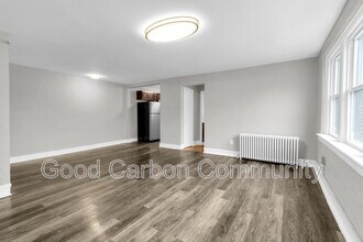 1015 Amherst St in Buffalo, NY - Building Photo - Building Photo