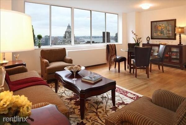 330 E 46th St-Unit -9B in New York, NY - Building Photo